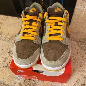 Nike dunk "Dusty Olive"